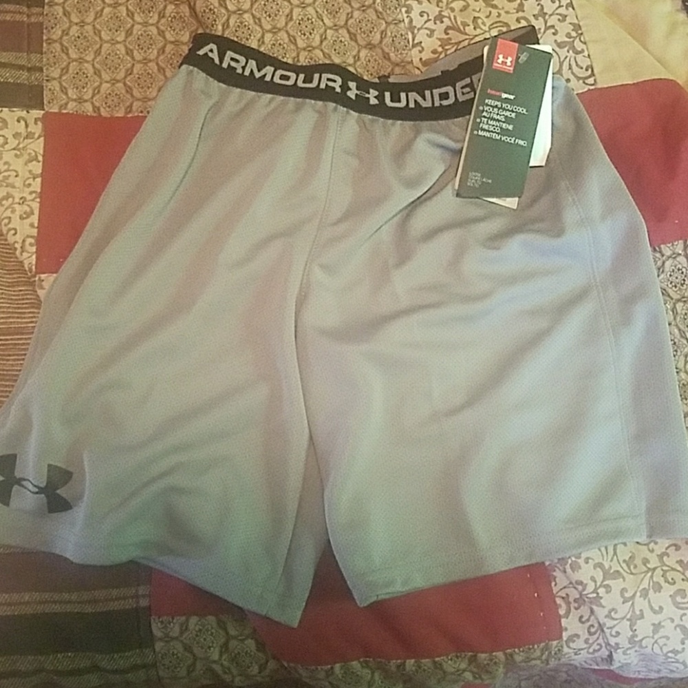 Boys Under Armour shorts